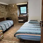 Cantinho Do Mourao Familial Com Terraco E Salamandra *