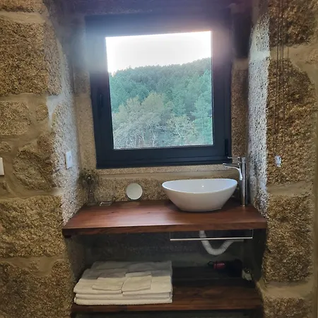 Cantinho Do Mourão Familiale Com Terraço E Salamandra Casa de Férias