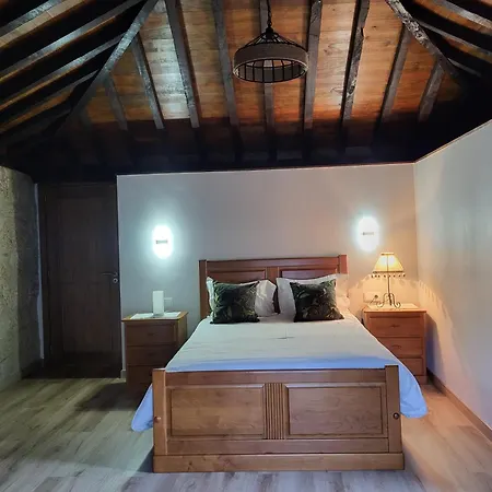 Cantinho Do Mourao Familial Com Terraco E Salamandra Nyaraló Ribeira de Pena