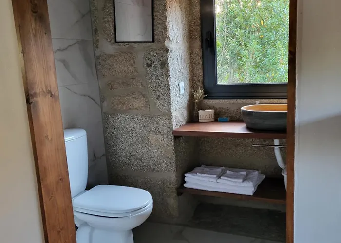 Cantinho Do Mourao Familial Com Terraco E Salamandra Ferienhaus *