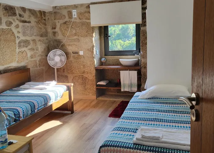 Ferienhaus Cantinho Do Mourao Familial Com Terraco E Salamandra