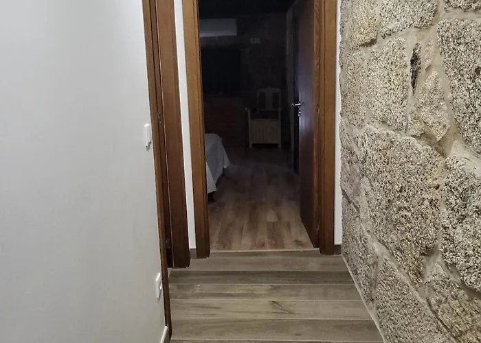 Cantinho Do Mourao Familial Com Terraco E Salamandra Ferienhaus *