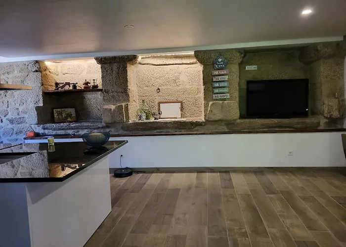 Ferienhaus Cantinho Do Mourao Familial Com Terraco E Salamandra